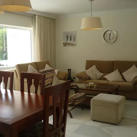 Carihuela 3 Bed Apt Daire Torremolinos