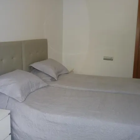 Carihuela 3 Bed Apt Daire Torremolinos